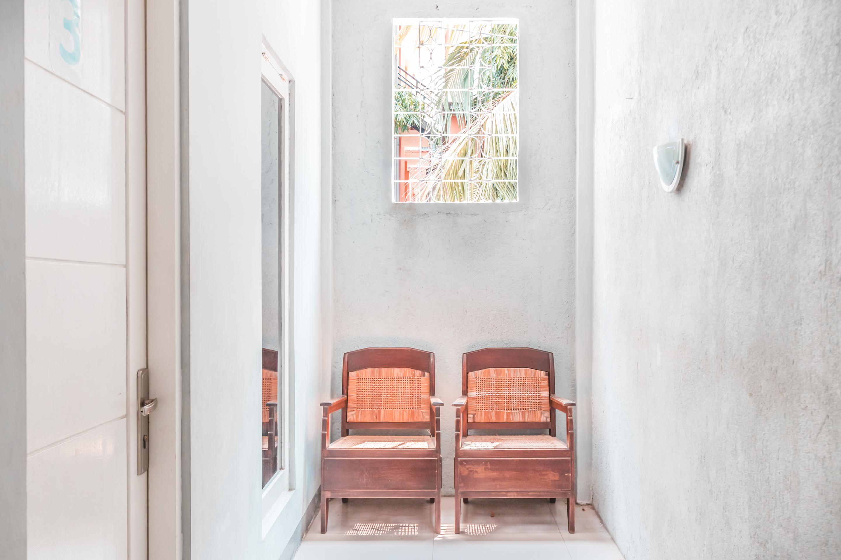 Oyo 1555 Unik Guesthouse Syariah Jakarta Exterior photo